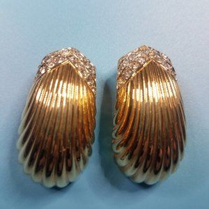 St. John Vintage Designer Clip On Earrings